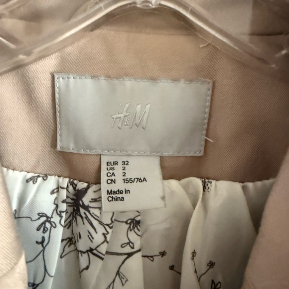 H&M Beige Women's Trench Coat - Picture 4 of 4